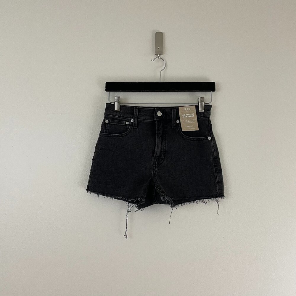 Madewell The Perfect Vintage Jean Shorts in Lunar Wash Black Size 25